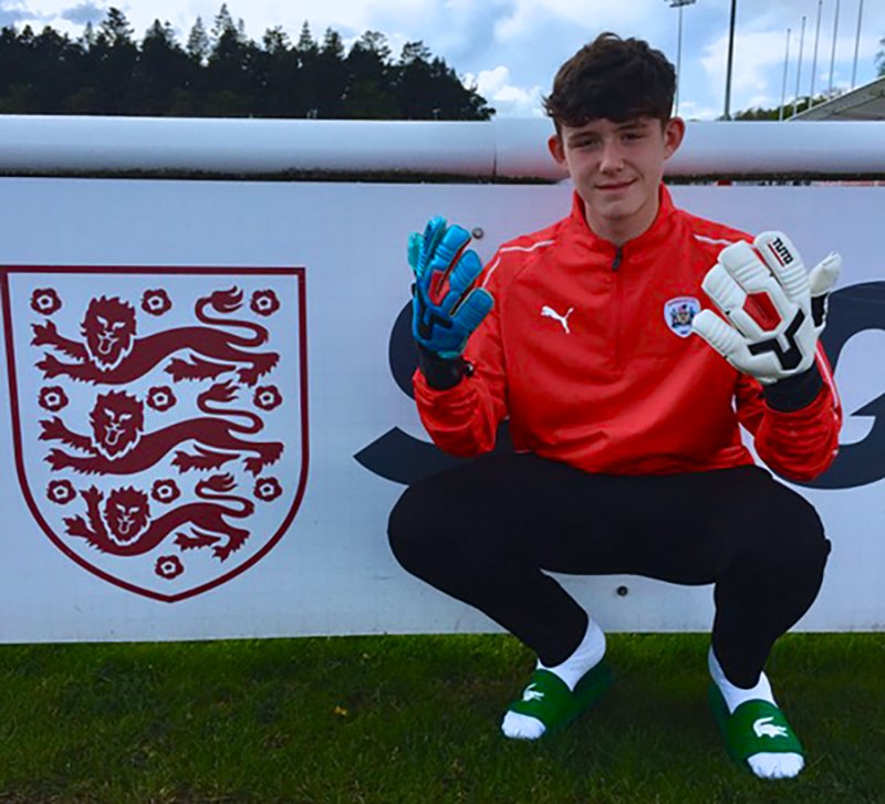 Other image for Young Barnsley 'keeper close to big move